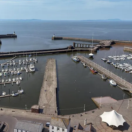 Dom wakacyjny Coastal Haven - Steps From Whitehaven